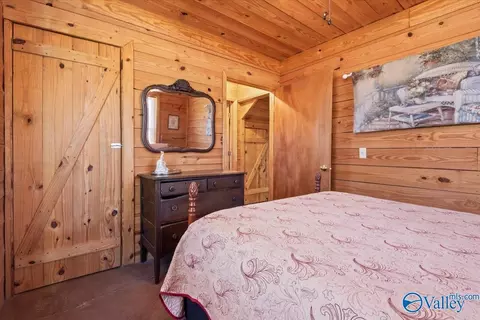Bedroom - 2602 Ridge Rd, Addison, AL 35540 photo 6 of 18