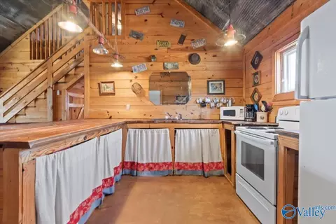 Kitchen - 2602 Ridge Rd, Addison, AL 35540 photo 4 of 4