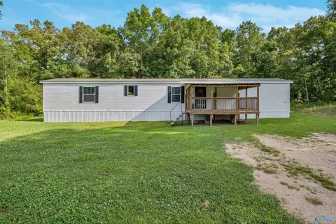 439 Macon Johnson Dr, Jacksonville, AL 36265