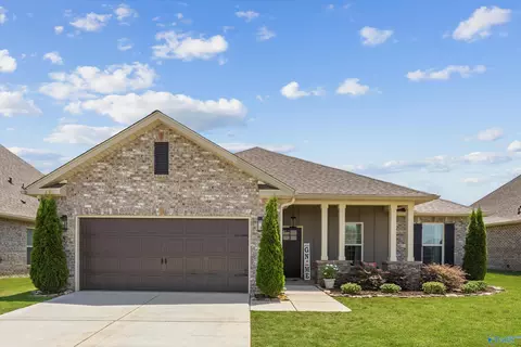 125 Amanda Deann Dr, New Market, AL 35761