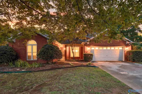 132 Dawn Dr, Madison, AL 35758