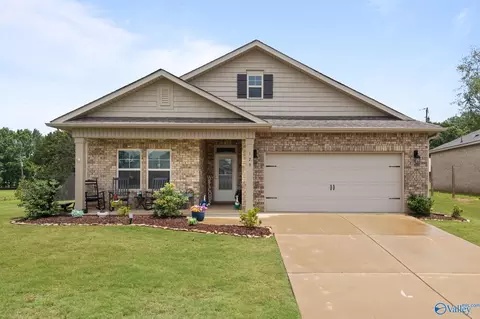129 Branton Ct, New Market, AL 35761
