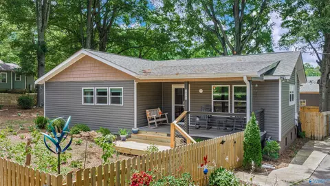 138 Mountain St, Valley Head, AL 35989