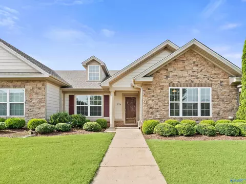 174 Moore Farm Cir #174, Huntsville, AL 35806