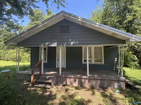 4854 Lynndale Ave, Graysville, AL 35073