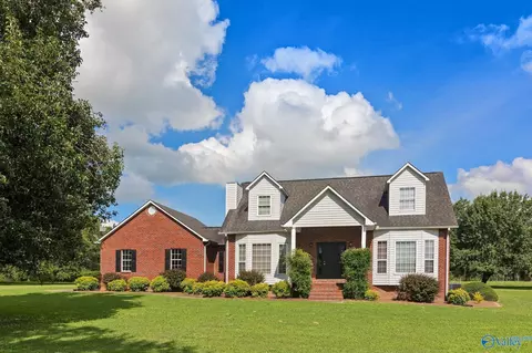 1110 Double Bridge Rd, Steele, AL 35987