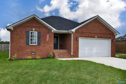 25073 Thach Rd, Athens, AL 35613