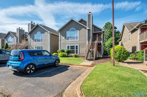 309 Waters Edge Ln #8, Madison, AL 35758