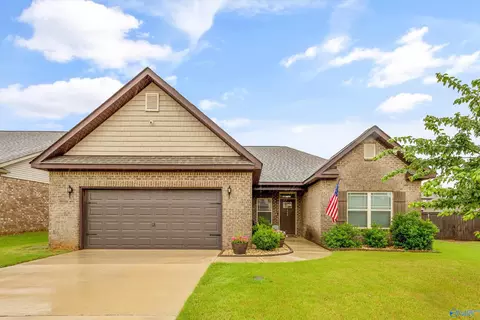 145 Holly Fern Dr, Harvest, AL 35749
