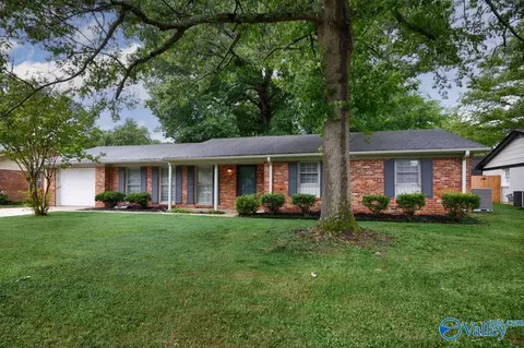 1211 Fletcher Ave, Decatur, AL 35601