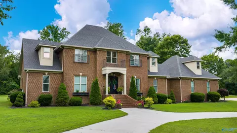 339 Bobo Hollow Dr, Rainsville, AL 35986