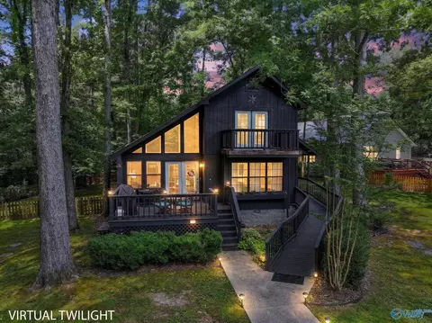 33 Wood Duck Ln, Guntersville, AL 35976