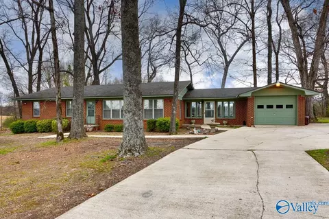 26155 Copeland Rd, Athens, AL 35613