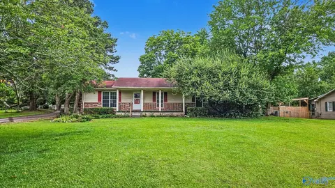 13342 Ridinger Rd, Athens, AL 35611