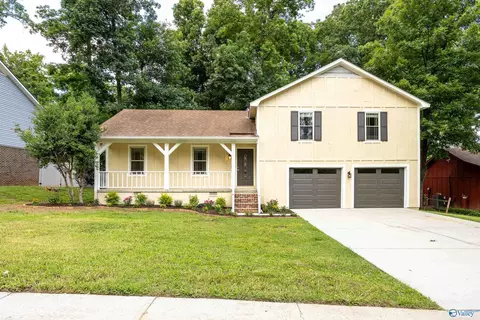 1013 Shiloh St, Huntsville, AL 35803
