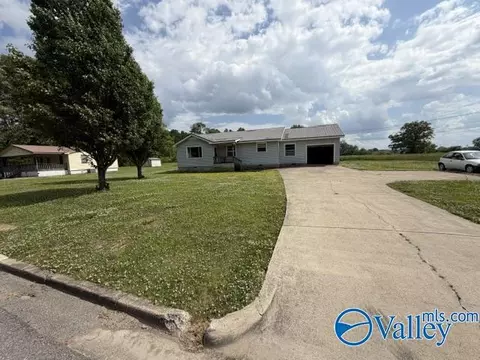 2734 S 11th St, Gadsden, AL 35904