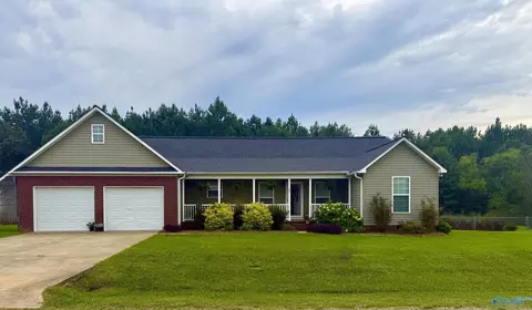 3354 Joel St, Hokes Bluff, AL 35903