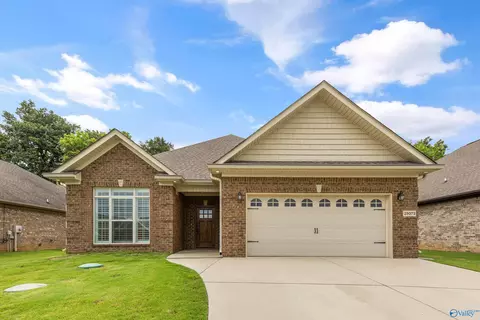 29073 Stonehenge Dr, Toney, AL 35773