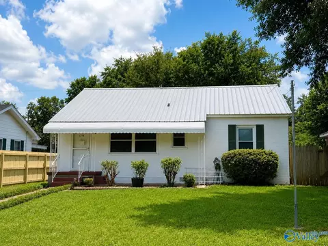 1210 9th Ave, Decatur, AL 35601
