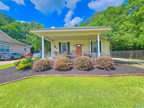 109 Springhill Rd, Gadsden, AL 35906