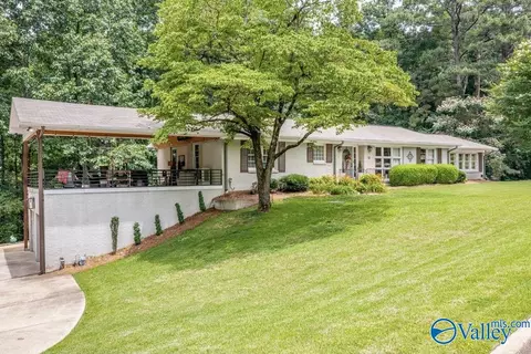 112 Merit Cir, Gadsden, AL 35901