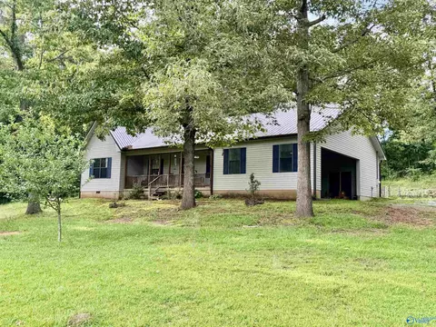 565 County Road 567, Gaylesville, AL 35973