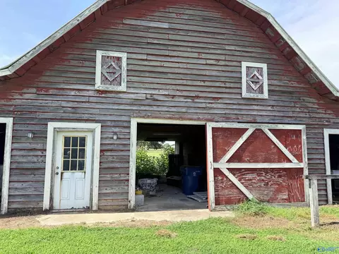3 7 South Broad St, Albertville, AL 35950