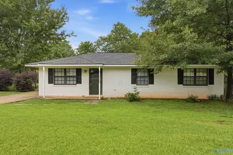 102 Greenwood Cir, Harvest, AL 35749