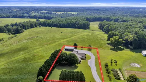 View/Area - 504 County Road 411, Section, AL 35771 photo 1 of 15