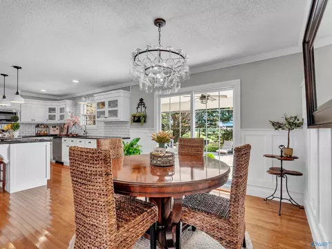 Dining - 504 County Road 411, Section, AL 35771 photo 1 of 2