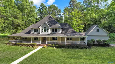 102 Boys Ranch Rd, Hartselle, AL 35640
