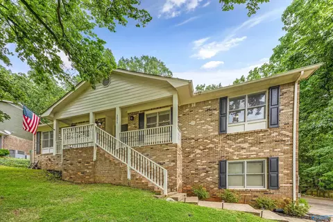 2620 Excalibur Dr, Huntsville, AL 35803