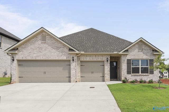 403 Ledgeway Dr, Harvest, AL 35749