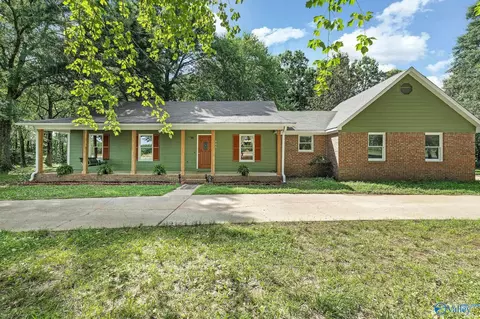 405 Buddy Williamson Rd, New Market, AL 35761