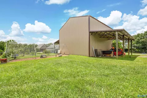 Exterior - 75 Smith Rd, Arab, AL 35016 photo 7 of 10