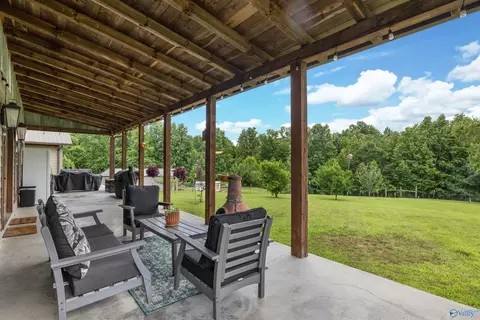 Exterior - 75 Smith Rd, Arab, AL 35016 photo 3 of 10