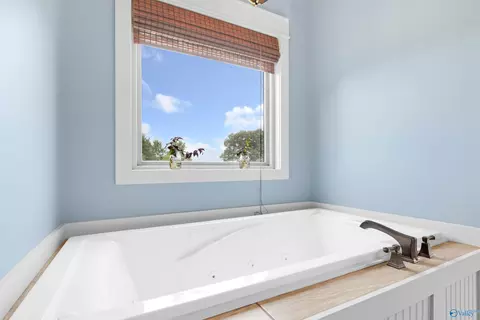Bath - 75 Smith Rd, Arab, AL 35016 photo 1 of 6