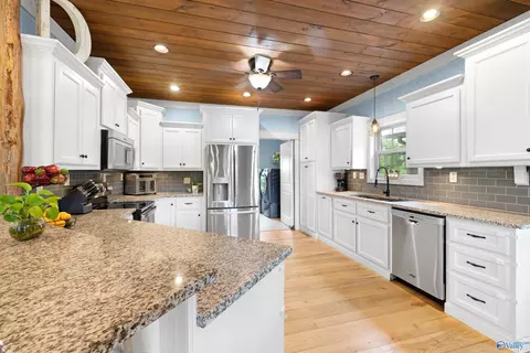 Kitchen - 75 Smith Rd, Arab, AL 35016 photo 1 of 3