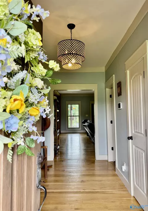 Entry Way - 75 Smith Rd, Arab, AL 35016 photo 1 of 5
