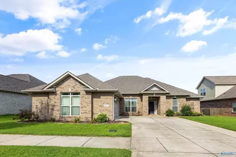 2217 Ells Rd, Huntsville, AL 35803