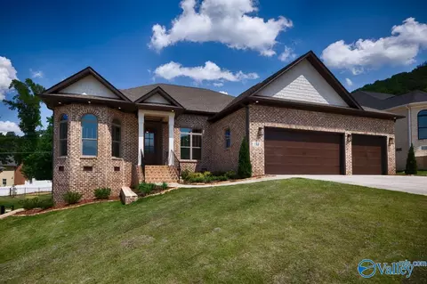 1302 Camellia Court Cir, Huntsville, AL 35803