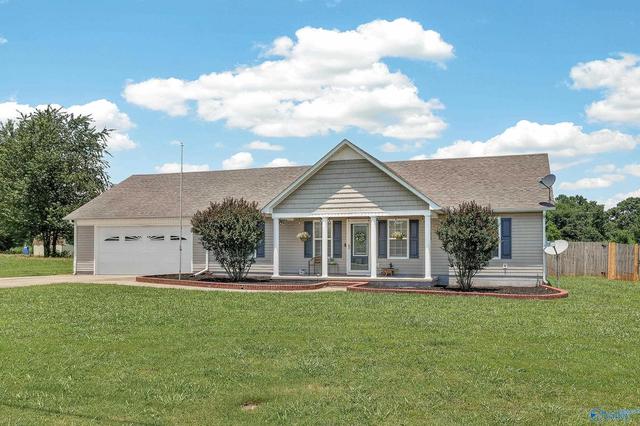 28131 Cedar Hill Rd, Ardmore, AL 35739