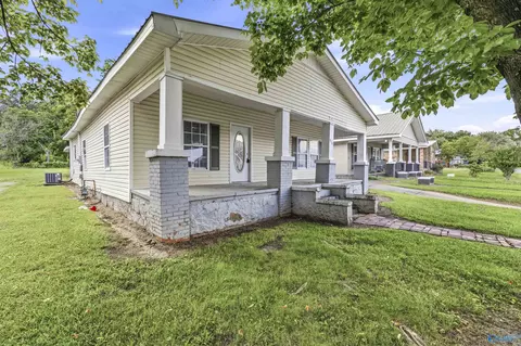 914 Alabama Ave, Fort Payne, AL 35967