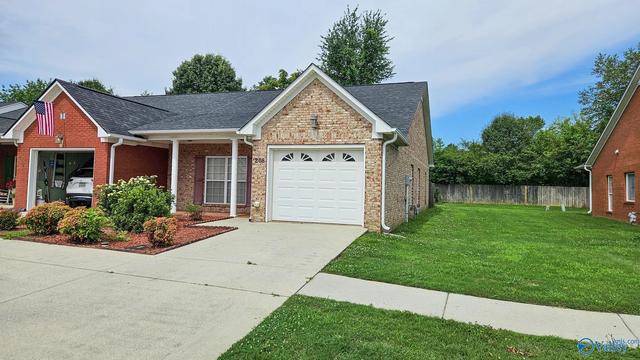 208 Santana Dr, Athens, AL 35611
