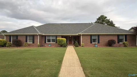 2302 Shelburne Ave, Decatur, AL 35603