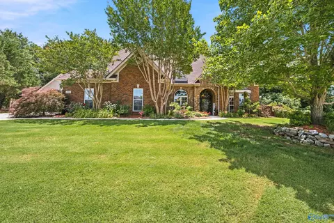 226 Ash Ridge Dr, New Market, AL 35761