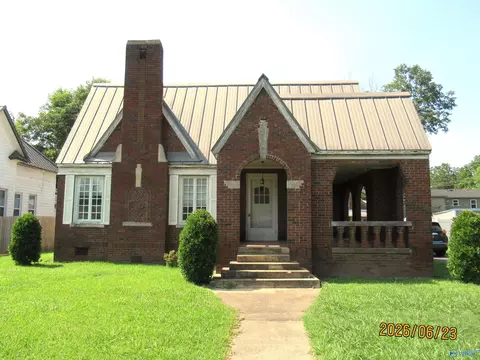 405 Main St E, Hartselle, AL 35640