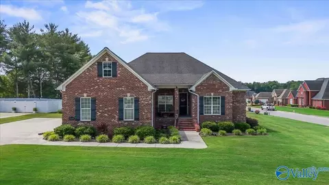 2206 Northern Ln, Cullman, AL 35057