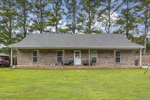 115 Ottie St, Russellville, AL 35654