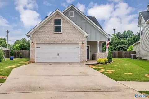 1038 Highgrove Hts, Harvest, AL 35749